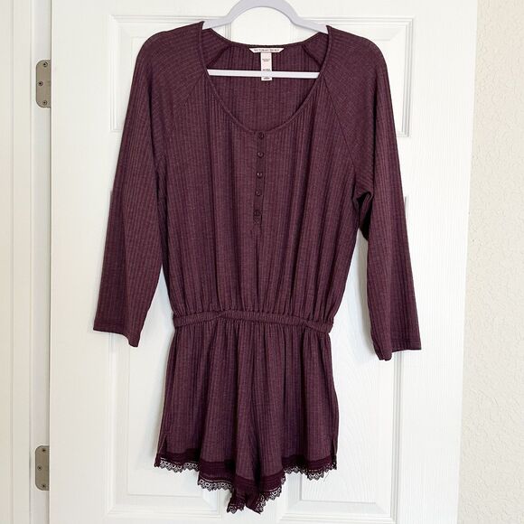 Victoria's Secret Romper Pajama Size L Burgundy Loungewear Ribbed Henley Style - Picture 1 of 13